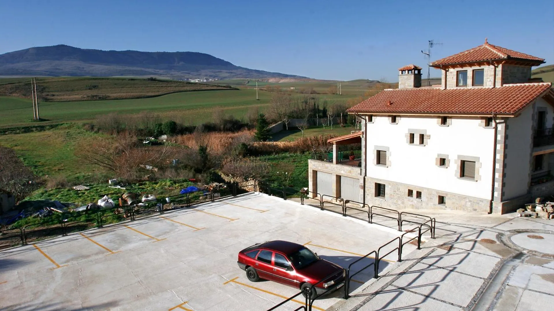 Hotel Agorreta Salinas De Pamplona